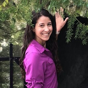 Meet your Posher, Veronica